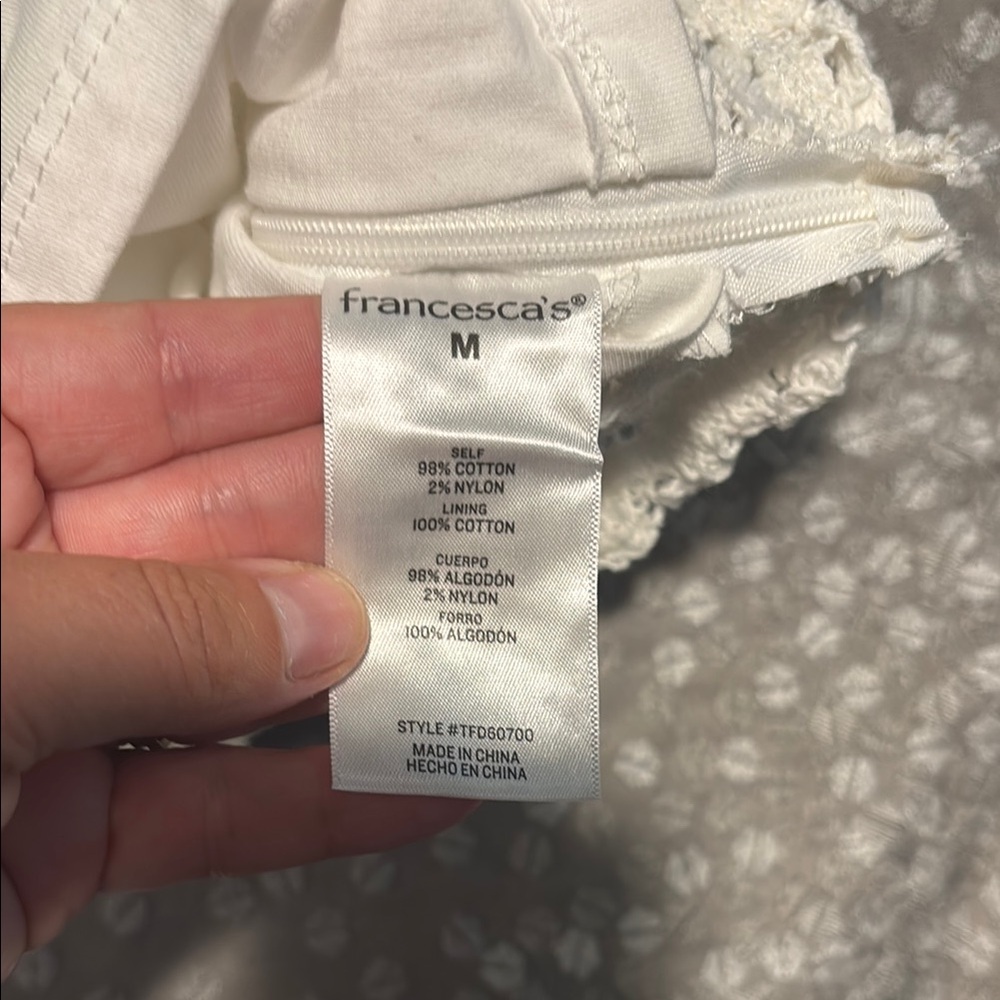 💕NWT! Chic White Crochet Tank Top - Picture 5 of 5